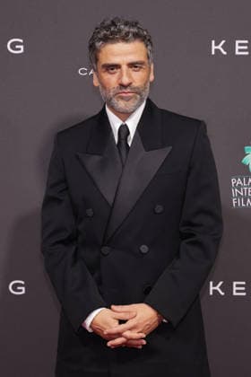The 37th Annual Palm Springs International Film Festival Film Awards, Arrivals Oscar Isaac attends The 37th Annual Palm Springs International Film Festival Film Awards at Palm Springs Convention Center on January 03, 2026 in Palm Springs, California. Palm Springs Palm Springs Convention Center California USA Copyright: xCraSH imageSPACEx