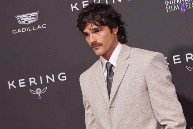 The 37th Annual Palm Springs International Film Festival Film Awards, Arrivals Jacob Elordi attends The 37th Annual Palm Springs International Film Festival Film Awards at Palm Springs Convention Center on January 03, 2026 in Palm Springs, California. Palm Springs Palm Springs Convention Center California USA Copyright: xCraSH imageSPACEx