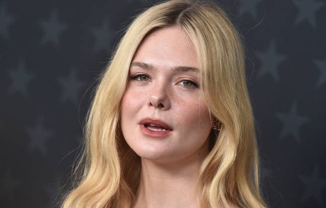 31st Annual Critics Choice Awards - Arrivals Elle Fanning arriving to 31st Annual Critics Choice Awards - Arrivals at Barker Hanger on January 04, 2026 in Santa Monica, CA. Santa Monica Barker Hanger California USA Copyright: xLISAxOConnor AFF-USA.comx