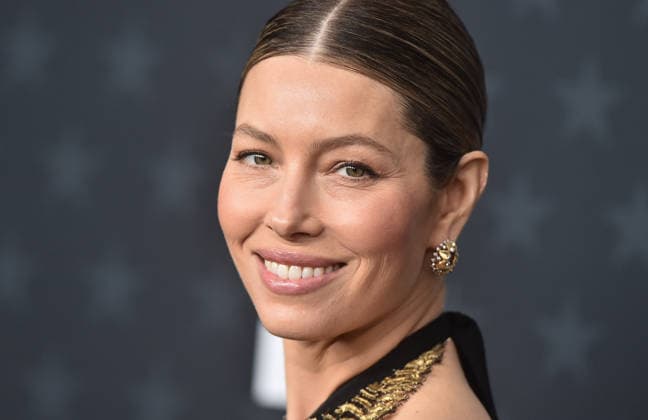 31st Annual Critics Choice Awards - Arrivals Jessica Biel arriving to 31st Annual Critics Choice Awards - Arrivals at Barker Hanger on January 04, 2026 in Santa Monica, CA. Santa Monica Barker Hanger California USA Copyright: xLISAxOConnor AFF-USA.comx