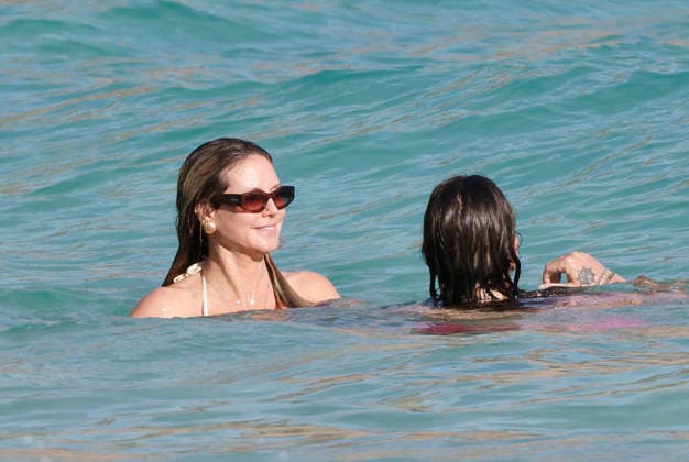 Heidi Klum And Tom Kaulitz Beachside - St Barths Heidi Klum and Tom Kaulitz seen enjoying the sun in Saint Barthelemy, France on January 4, 2026. Photo by ABACAPRESS.COM Saint Barthelemy France  Copyright: xABACAx