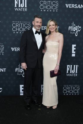 January 4, 2026, Santa Monica, California, USA: Jimmy Kimmel, Molly McNearney at the 31st Annual Critics Choice Awards at Barker Hangar Santa Monica USA - ZUMAg107 20260104_zep_g107_046 Copyright: xNinaxPrommerx