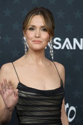 January 4, 2026, Santa Monica, California, USA: Rose Byrne at the 31st Annual Critics Choice Awards at Barker Hangar Santa Monica USA - ZUMAg107 20260104_zep_g107_093 Copyright: xNinaxPrommerx