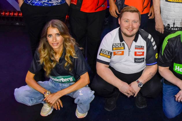 abb Cathy Darty Hummels with Martin Schindler participant at the Promi Darts WM on Pro Sieben at the Maritim Hotel on 04 01 2026 in Bonn NRW Germany