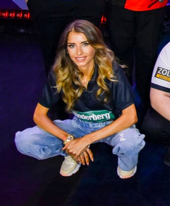 abb Catherine Cathy Hummels participant in the celebrity darts world championship on Pro Sieben at the Maritim Hotel on 04 01 2026 in Bonn NRW Germany