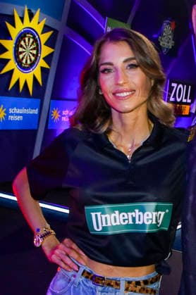 abb Catherine Cathy Hummels participant in the celebrity darts world championship on Pro Sieben at the Maritim Hotel on 04 01 2026 in Bonn NRW Germany