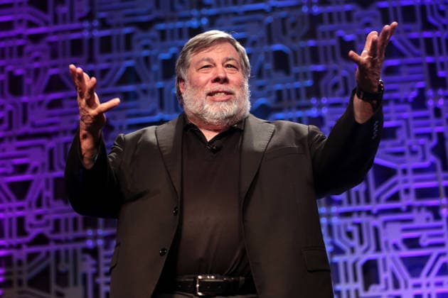 IMAGO History, 250 Jahre USA, Digitales Zeitalter: Entwicklung des Internets und Aufstieg von Silicon Valley October 12, 2017, Paradise Valley, Arizona, USA: STEVE WOZNIAK speaking with attendees at an event titled An Evening of Innovation & Celebration hosted by DestechAZ at the JW Marriott Scottsdale Camelback Inn Resort & Spa in Paradise Valley, Arizona. Paradise Valley USA - ZUMAg247 20171012_znp_g247_006 Copyright: xGagexSkidmorex