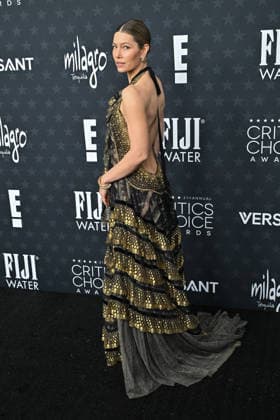 31st Annual Critics Choice Awards - Arrivals Jessica Biel arriving to 31st Annual Critics Choice Awards - Arrivals at Barker Hanger on January 04, 2026 in Santa Monica, CA. Santa Monica Barker Hanger California USA Copyright: xLISAxOConnor AFF-USA.comx