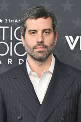Adolpho Veloso at the 31 Critics Choice Awards 2026 at the Barker Hangar Santa Monica, 04 01 2026 Foto:xD.xStarbuckx xFuturexImagex critics_choice_6120
