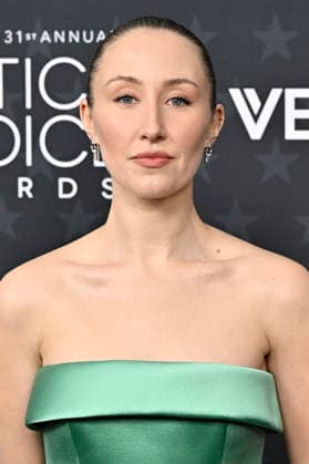 Erin Doherty at the 31 Critics Choice Awards 2026 at the Barker Hangar Santa Monica, 04 01 2026 Foto:xD.xStarbuckx xFuturexImagex critics_choice_6141
