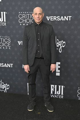 Bruce Eric Kaplan at the 31 Critics Choice Awards 2026 at the Barker Hangar Santa Monica, 04 01 2026 Foto:xD.xStarbuckx xFuturexImagex critics_choice_6180