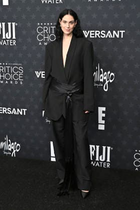 Eva Victor at the 31 Critics Choice Awards 2026 at the Barker Hangar Santa Monica, 04 01 2026 Foto:xD.xStarbuckx xFuturexImagex critics_choice_6183