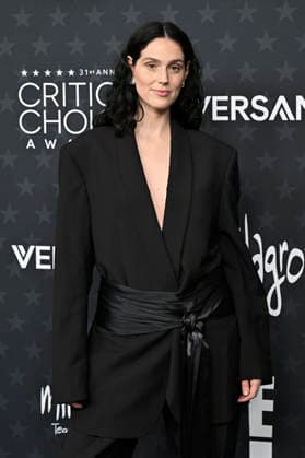 Eva Victor at the 31 Critics Choice Awards 2026 at the Barker Hangar Santa Monica, 04 01 2026 Foto:xD.xStarbuckx xFuturexImagex critics_choice_6185