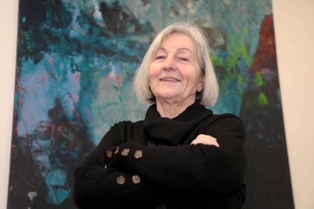 Neue Ausstellung mit Arbeiten von 18 Künstlern, die in der Kunststation Rheinelbe gewirkt haben im Justizzentrum Ückendorf in Gelsenkirchen ** NUR FÜR REDAKTIONELLE ZWECKE ** EDITORIAL USE ONLY **<p>Marion Mauß vor ihren Werken bei der Neuen Ausstellung mit Arbeiten von 18 Künstlern, die in der Kunststation Rheinelbe gewirkt haben am Montag den 05. Januar 2025 im Justizzentrum Ückendorf in Gelsenkirchen Foto : Frank Oppitz FUNKE Foto Services < p> Kultur, Kunst, Unterhaltung Deutschland NRW Gelsenkirchen Copyright: FrankxOppitz Copyright: FrankxOppitz doc8403al3hl9js3r48hbx ,EDITORIAL USE ONLY