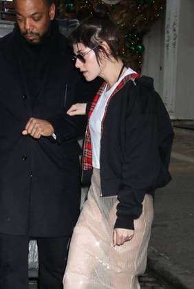 NEW YORK, NY- JANUARY 5: Kristen Stewart seen in New York City on January 05, 2026 Copyright: xRWx
