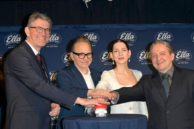 Wolfram Weimer, Oliver Dunk, Martina Barta and Paulo Morello at the photo session for the launch of the new jazz station Ella Radio at the Zig Zag Jazz Club Berlin, 05 01 2025 Foto:xM.xBehrensx xFuturexImagex ella_6112