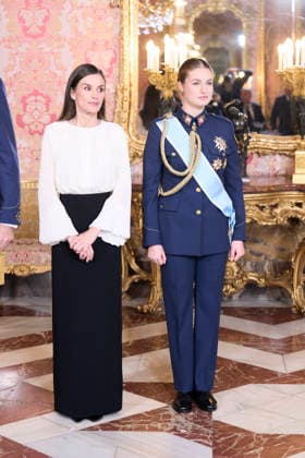 Spanish Royals Celebrate New Year s Military Parade 2026 Queen Letizia of Spain, Crown Princess Leonor attends New Year s Military Parade 2026 at Royal Palace on January 6, 2026 in Madrid, Spain Photo by IMAGO MPG Madrid Royal Palace Madrid Spain  Copyright: xMPGx