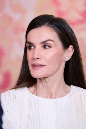Spanish Royals Celebrate New Year s Military Parade 2026 Queen Letizia of Spain attends New Year s Military Parade 2026 at Royal Palace on January 6, 2026 in Madrid, Spain Photo by IMAGO MPG Madrid Royal Palace Madrid Spain  Copyright: xMPGx