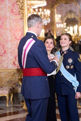 Spanish Royals Celebrate New Year s Military Parade 2026 King Felipe VI of Spain, Queen Letizia of Spain, Crown Princess Leonor attends New Year s Military Parade 2026 at Royal Palace on January 6, 2026 in Madrid, Spain Photo by IMAGO MPG Madrid Royal Palace Madrid Spain  Copyright: xMPGx