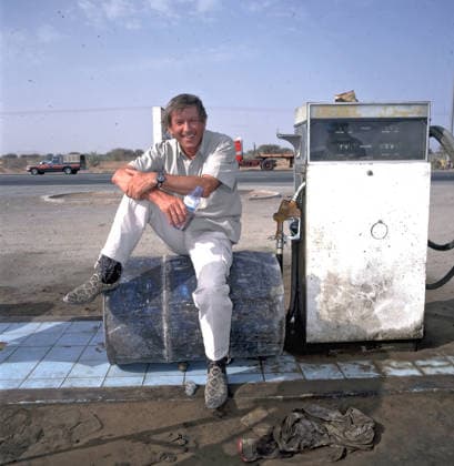 ARCHIV: Jonny Hill Sänger Jonny Hill in Dubai , 1999 ARCHIVAUFNAHME, Datum geschätzt 20260102JWM0062 *** ARCHIVE Jonny Hill Singer Jonny Hill in Dubai , 1999 ARCHIVE ACQUISITION, date estimated 20260102JWM0062
