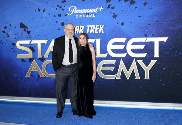 Paramount s Star Trek: Starfleet Academy World Premiere Paul Giamatti and Holly Hunter attending Paramount s Star Trek: Starfleet Academy World Premiere held at the Museum of Natural History on January 6, 2026 in New York City, NY New York City Museum of Natural History NY USA Copyright: xStevenxBergman AFF-USA.COMx