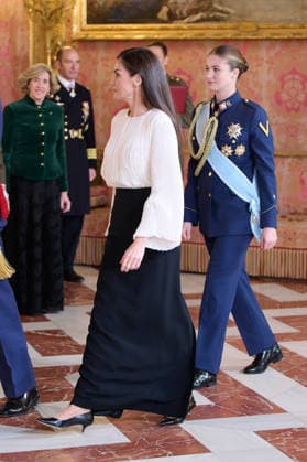 Spanish Royals attend the Pascua Militar ceremony in Madrid - 06 Jan 2025 Queen Letizia of Spain and Crown Princess Leonor of Spain attend the Pascua Militar ceremony at the Royal Palace. Madrid Spain Copyright: xAtilanoxGarciax xSOPAxImagesx photos01611