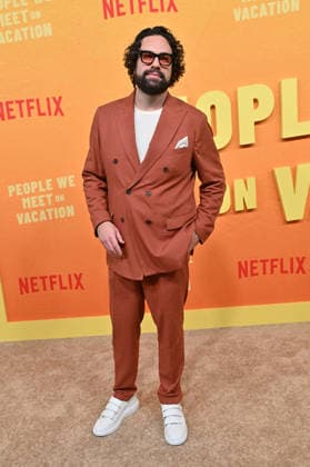 Netflix™s ˜People We Meet On Vacation™ Premiere Brett Haley arriving to Netflix™™s People We Meet On Vacation™? premiere held at The Egyptian Theatre Hollywood on January 6, 2026 in Hollywood, Ca. Hollywood The Egyptian Theatre Hollywood California USA Copyright: xLisaxOConnor xAFF-USA.COMx