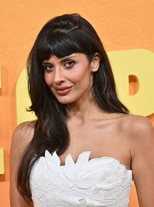 Netflix™s ˜People We Meet On Vacation™ Premiere Jameela Jamil arriving to Netflix™™s People We Meet On Vacation™? premiere held at The Egyptian Theatre Hollywood on January 6, 2026 in Hollywood, Ca. Hollywood The Egyptian Theatre Hollywood California USA Copyright: xLisaxOConnor xAFF-USA.COMx