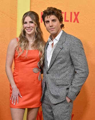 Netflix™s ˜People We Meet On Vacation™ Premiere Emily Henry and Lukas Gage arriving to Netflix™™s People We Meet On Vacation™? premiere held at The Egyptian Theatre Hollywood on January 6, 2026 in Hollywood, Ca. Hollywood The Egyptian Theatre Hollywood California USA Copyright: xLisaxOConnor xAFF-USA.COMx