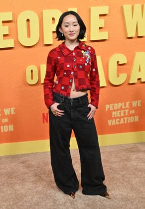 Netflix™s ˜People We Meet On Vacation™ Premiere Ji-young Yoo arriving to Netflix™™s People We Meet On Vacation™? premiere held at The Egyptian Theatre Hollywood on January 6, 2026 in Hollywood, Ca. Hollywood The Egyptian Theatre Hollywood California USA Copyright: xLisaxOConnor xAFF-USA.COMx