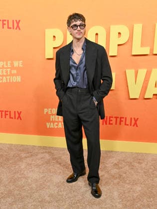 January 6, 2026, Los Angeles, California, USA: English actor TOM BLYTH attends the Netflix red carpet premiere of People We Meet On Vacation. Los Angeles USA - ZUMAb173 20260106_aap_b173_009 Copyright: xBillyxBennightx