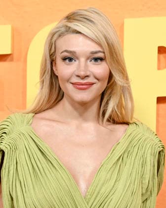 January 6, 2026, Los Angeles, California, USA: American actress, model, and screenwriter of Russian and Ukrainian-Jewish descent MAX REEVES attends the Netflix red carpet premiere of People We Meet On Vacation. Los Angeles USA - ZUMAb173 20260106_aap_b173_011 Copyright: xBillyxBennightx