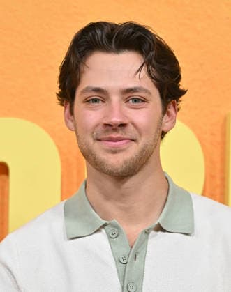 Netflix™s ˜People We Meet On Vacation™ Premiere Matt Cornett arriving to Netflix™™s People We Meet On Vacation™? premiere held at The Egyptian Theatre Hollywood on January 6, 2026 in Hollywood, Ca. Hollywood The Egyptian Theatre Hollywood California USA Copyright: xLisaxOConnor xAFF-USA.COMx