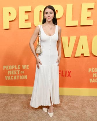 January 6, 2026, Los Angeles, California, USA: American actress CAYLEE COWAN attends the Netflix red carpet premiere of People We Meet On Vacation. Los Angeles USA - ZUMAb173 20260106_aap_b173_023 Copyright: xBillyxBennightx