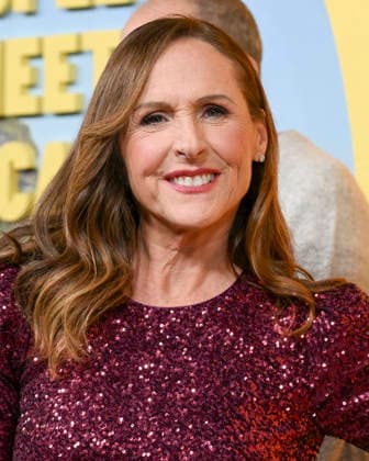 January 6, 2026, Los Angeles, California, USA: American actress and comedian MOLLY SHANNON attends the Netflix red carpet premiere of People We Meet On Vacation. Los Angeles USA - ZUMAb173 20260106_aap_b173_042 Copyright: xBillyxBennightx