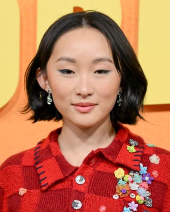 January 6, 2026, Los Angeles, California, USA: American actress JI-YOUNG YOO, aka, SunHee Seo attends the Netflix red carpet premiere of People We Meet On Vacation. Los Angeles USA - ZUMAb173 20260106_aap_b173_062 Copyright: xBillyxBennightx