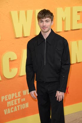The People We Meet On Vacation Premiere - Los Angeles, USA LOS ANGELES, USA. January 06, 2026: Miles Heizer at the premiere for The People We Meet On Vacation at the Egyptian Theatre. Los Angeles CA USA  Copyright: xPaulxSmith Featureflashx