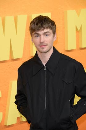 The People We Meet On Vacation Premiere - Los Angeles, USA LOS ANGELES, USA. January 06, 2026: Miles Heizer at the premiere for The People We Meet On Vacation at the Egyptian Theatre. Los Angeles CA USA  Copyright: xPaulxSmith Featureflashx