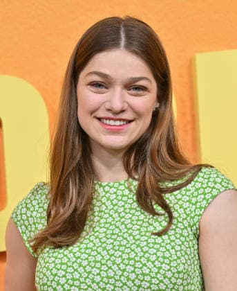 Netflix™s ˜People We Meet On Vacation™ Premiere Catharine Daddario arriving to Netflix™™s People We Meet On Vacation™? premiere held at The Egyptian Theatre Hollywood on January 6, 2026 in Hollywood, Ca. Hollywood The Egyptian Theatre Hollywood California USA Copyright: xLisaxOConnor xAFF-USA.COMx