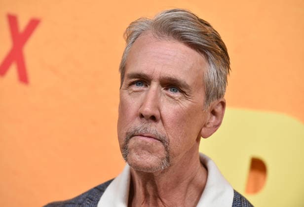 Netflix™s ˜People We Meet On Vacation™ Premiere Alan Ruck arriving to Netflix™™s People We Meet On Vacation™? premiere held at The Egyptian Theatre Hollywood on January 6, 2026 in Hollywood, Ca. Hollywood The Egyptian Theatre Hollywood California USA Copyright: xLisaxOConnor xAFF-USA.COMx