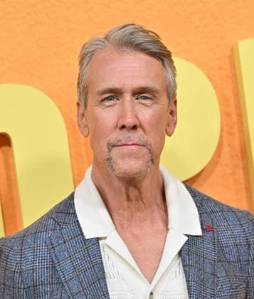 Netflix™s ˜People We Meet On Vacation™ Premiere Alan Ruck arriving to Netflix™™s People We Meet On Vacation™? premiere held at The Egyptian Theatre Hollywood on January 6, 2026 in Hollywood, Ca. Hollywood The Egyptian Theatre Hollywood California USA Copyright: xLisaxOConnor xAFF-USA.COMx