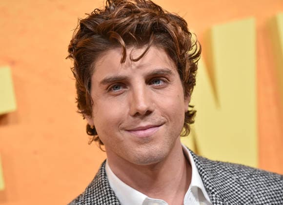 Netflix™s ˜People We Meet On Vacation™ Premiere Lukas Gage arriving to Netflix™™s People We Meet On Vacation™? premiere held at The Egyptian Theatre Hollywood on January 6, 2026 in Hollywood, Ca. Hollywood The Egyptian Theatre Hollywood California USA Copyright: xLisaxOConnor xAFF-USA.COMx