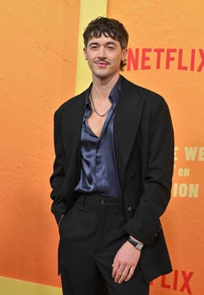Netflix™s ˜People We Meet On Vacation™ Premiere Tom Blyth arriving to Netflix™™s People We Meet On Vacation™? premiere held at The Egyptian Theatre Hollywood on January 6, 2026 in Hollywood, Ca. Hollywood The Egyptian Theatre Hollywood California USA Copyright: xLisaxOConnor xAFF-USA.COMx