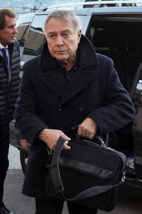 Allain Bougrain Dubourg, President of the French Bird League, arrives at Brigitte Bardots funeral in the Notre Dame de lAssomption parish church in Saint Tropez, France, on January 7, 2026 Brigitte Bardot, an emblematic figure of French cinema and an international icon, died on December 28, 2025 at the age of 91 at her legendary La Madrague estate, in Saint Tropez, France Revealed to the world through her role in Et DieuÖ créa la femme , she had helped make Saint Tropez a world-famous landmark The actress will be laid to rest on January 7, 2026 in the Saint Tropez marine cemetery, alongside her father Louis Bardot 1896 1975 and her mother Anne Marie Mucel 1912 1978 A religious ceremony will be held beforehand in the Saint Tropez church, wh  Copyright: xJACOVIDES-MOREAUx xBESTIMAGExJACOVIDES-MOREAUx xBESTIMAGEx
