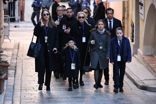 Brigitte Bardot Funeral - Saint-Tropez Relatives and family members arriving at Notre-Dame de l Assomption church, for the funeral ceremony for late French actress Brigitte Bardot, in Saint-Tropez, southeastern France, on January 7, 2026. French film sensation Brigitte Bardot, a symbol of sexual liberation in the 1950s and 1960s who reinvented herself as an animal rights defender and embraced far-right views, died on Decmber 28, 2025 aged 91. Photo by Raphael Lafargue ABACAPRESS.COM Saint-Tropez France  Copyright: xLafarguexRaphael ABACAx