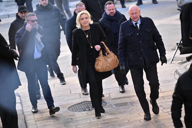 Marine Le Pen At Brigitte Bardot Funeral - Saint-Tropez President of French far right party Rassemblement National Marine Le Pen arriving at Notre-Dame de l Assomption church, for the funeral ceremony for late French actress Brigitte Bardot, in Saint-Tropez, southeastern France, on January 7, 2026. French film sensation Brigitte Bardot, a symbol of sexual liberation in the 1950s and 1960s who reinvented herself as an animal rights defender and embraced far-right views, died on Decmber 28, 2025 aged 91. Photo by Julien Reynaud APS-Medias ABACAPRESS.COM Saint-Tropez France  Copyright: xReynaudxJulien APS-Medias ABACAx