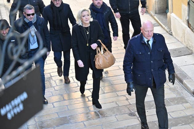 Marine Le Pen At Brigitte Bardot Funeral - Saint-Tropez President of French far right party Rassemblement National Marine Le Pen arriving at Notre-Dame de l Assomption church, for the funeral ceremony for late French actress Brigitte Bardot, in Saint-Tropez, southeastern France, on January 7, 2026. French film sensation Brigitte Bardot, a symbol of sexual liberation in the 1950s and 1960s who reinvented herself as an animal rights defender and embraced far-right views, died on Decmber 28, 2025 aged 91. Photo by Julien Reynaud APS-Medias ABACAPRESS.COM Saint-Tropez France  Copyright: xReynaudxJulien APS-Medias ABACAx