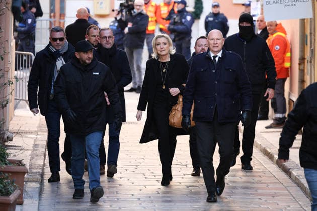 Marine Le Pen At Brigitte Bardot Funeral - Saint-Tropez President of French far right party Rassemblement National Marine Le Pen arriving at Notre-Dame de l Assomption church, for the funeral ceremony for late French actress Brigitte Bardot, in Saint-Tropez, southeastern France, on January 7, 2026. French film sensation Brigitte Bardot, a symbol of sexual liberation in the 1950s and 1960s who reinvented herself as an animal rights defender and embraced far-right views, died on Decmber 28, 2025 aged 91. Photo by Raphael Lafargue ABACAPRESS.COM Saint-Tropez France  Copyright: xLafarguexRaphael ABACAx