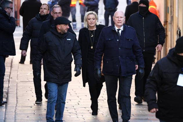 Marine Le Pen At Brigitte Bardot Funeral - Saint-Tropez President of French far right party Rassemblement National Marine Le Pen arriving at Notre-Dame de l Assomption church, for the funeral ceremony for late French actress Brigitte Bardot, in Saint-Tropez, southeastern France, on January 7, 2026. French film sensation Brigitte Bardot, a symbol of sexual liberation in the 1950s and 1960s who reinvented herself as an animal rights defender and embraced far-right views, died on Decmber 28, 2025 aged 91. Photo by Raphael Lafargue ABACAPRESS.COM Saint-Tropez France  Copyright: xLafarguexRaphael ABACAx