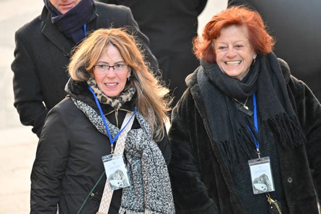 Brigitte Bardot Funeral - Saint-Tropez Guest arriving at Notre-Dame de l Assomption church, for the funeral ceremony for late French actress Brigitte Bardot, in Saint-Tropez, southeastern France, on January 7, 2026. French film sensation Brigitte Bardot, a symbol of sexual liberation in the 1950s and 1960s who reinvented herself as an animal rights defender and embraced far-right views, died on Decmber 28, 2025 aged 91. Photo by Julien Reynaud APS-Medias ABACAPRESS.COM Saint-Tropez France  Copyright: xReynaudxJulien APS-Medias ABACAx